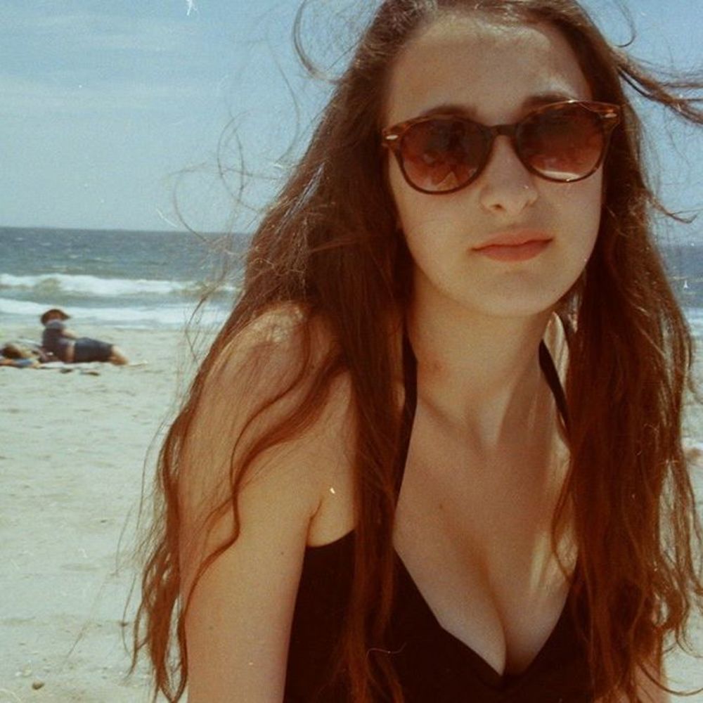 Meet your Posher, Hannah